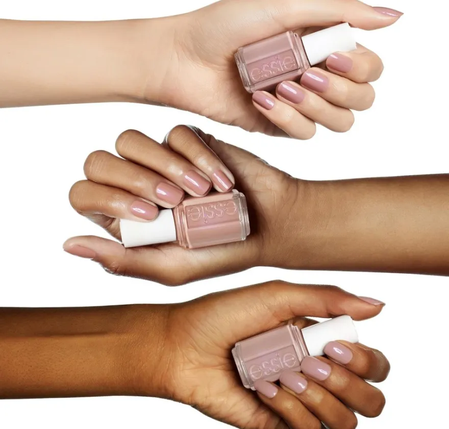essie 40 demure vix kynsilakka 13,5 ml