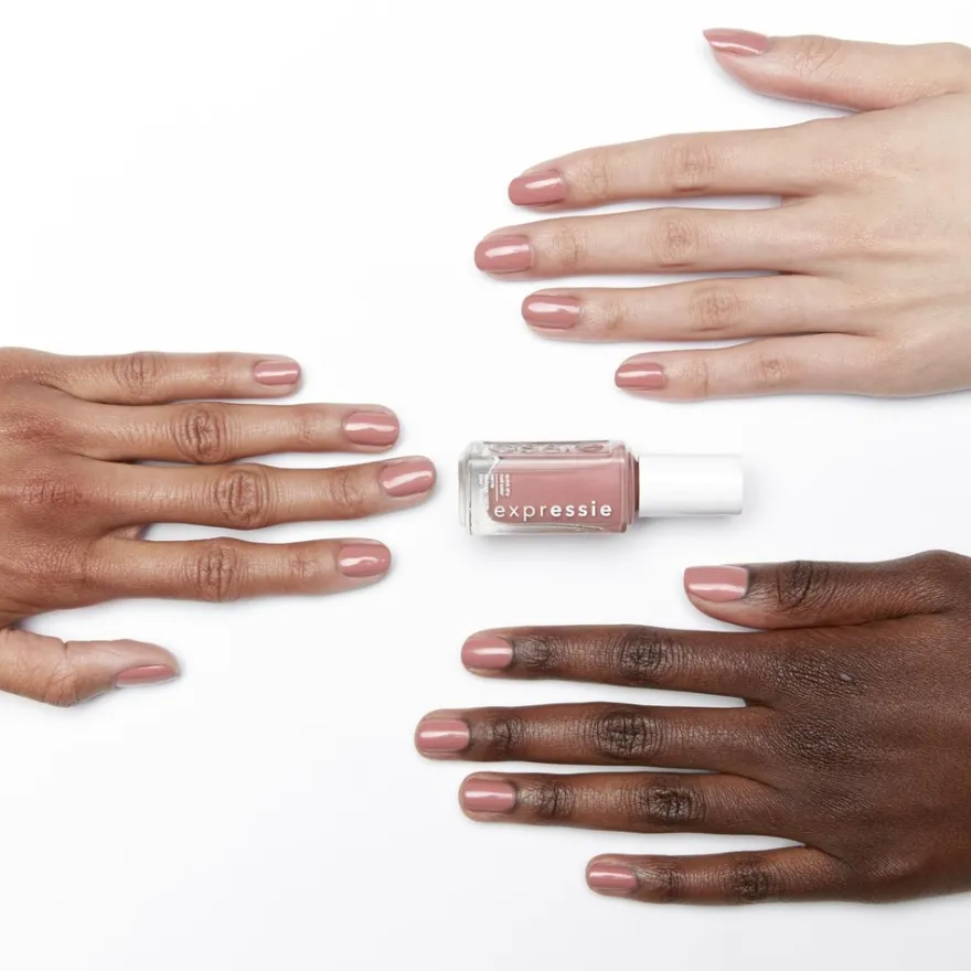 essie expressie 25 checked in -kynsilakka 10ml