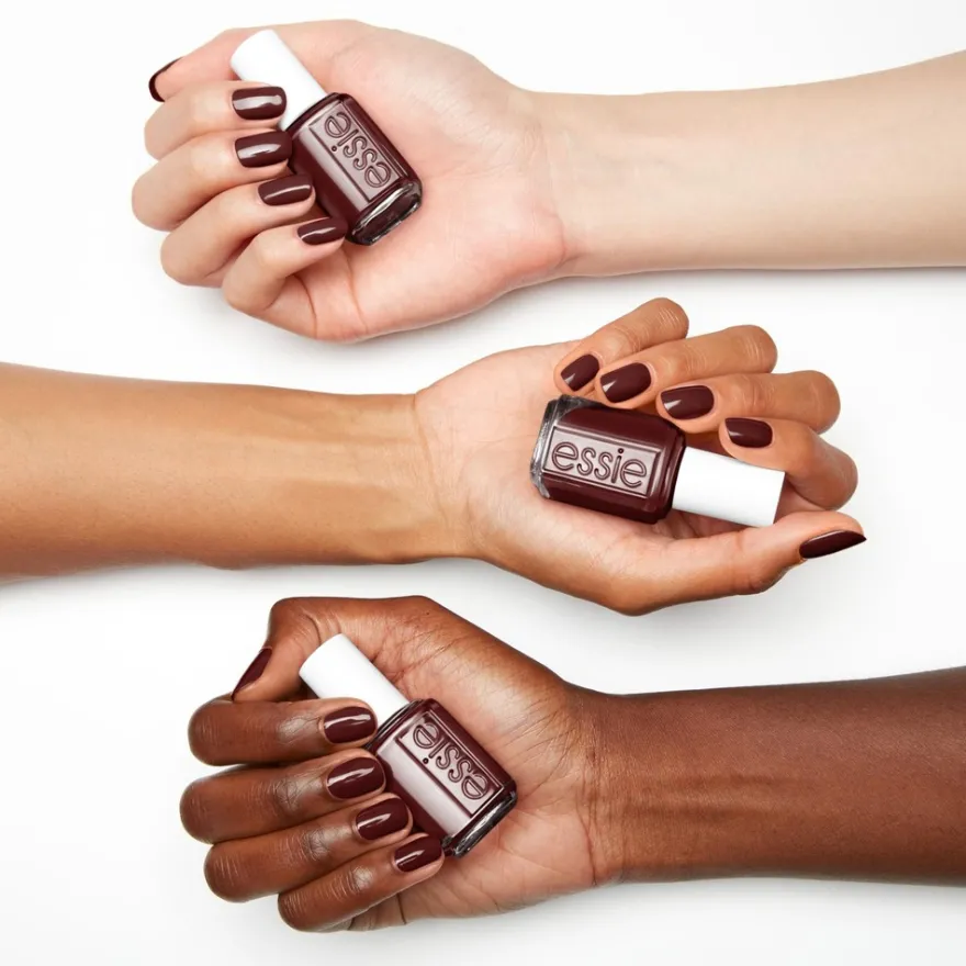 essie original kynsilakka 1014 fringes & saddle 13,5 ml