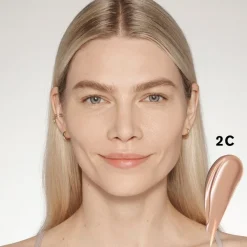 Estée Lauder Futurist Soft Touch Brightening Skincealer peitevoide 6 ml