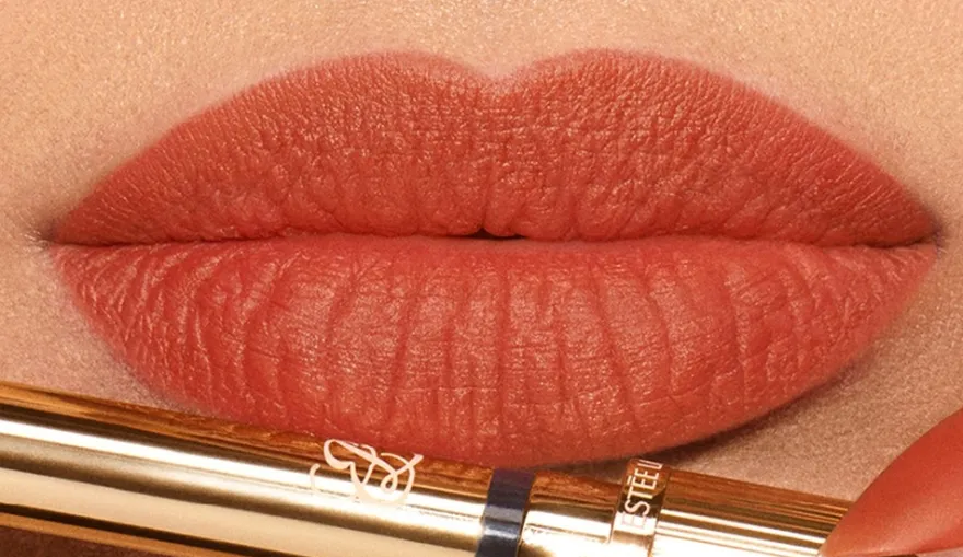 Estée Lauder Pure Color Explicit Vellum Matte Lipstick huulipuna 0,7 g
