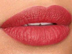 Estée Lauder Pure Color Explicit Vellum Matte Lipstick huulipuna 0,7 g