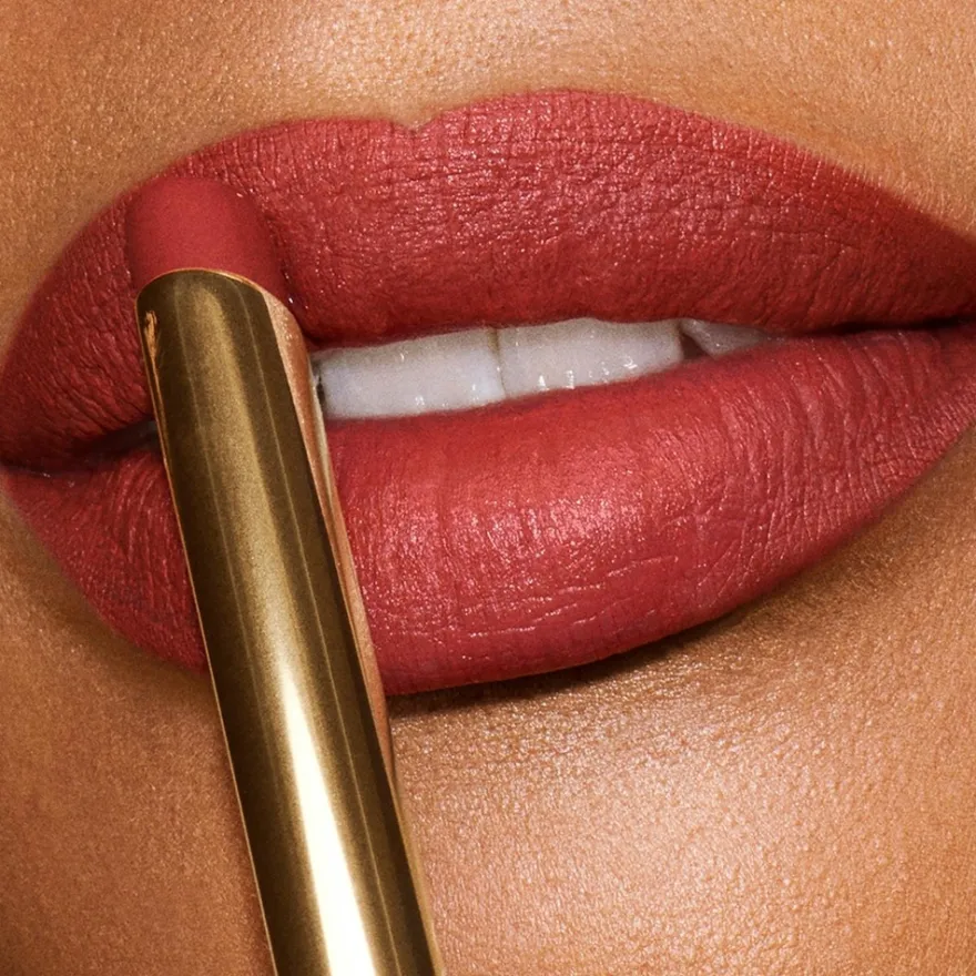 Estée Lauder Pure Color Explicit Vellum Matte Lipstick huulipuna 0,7 g