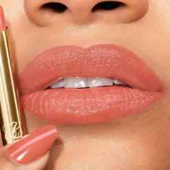 Estée Lauder Pure Color Explicit Shine Lipstick huulipuna 0,7 g
