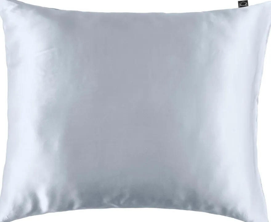 Fanni K Tyynyliina Silk 50x60 cm taivaansininen