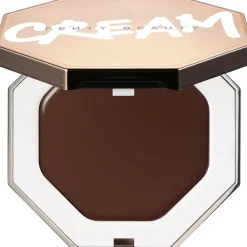 Fenty Beauty Cheeks Out Freestyle Cream Bronzer voidemainen aurinkopuuteri 6,23 g