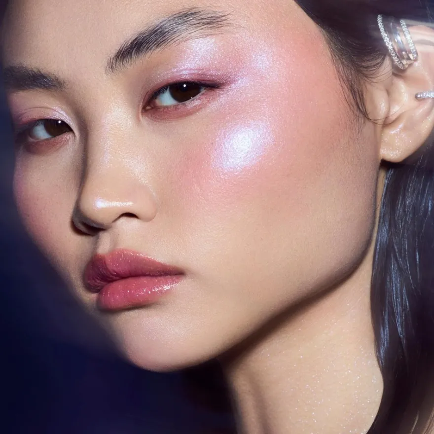 Fenty Beauty Diamond Bomb All Over Diamond Veil hohdepuuteri 8 g