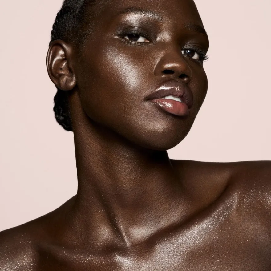 Fenty Beauty Diamond Bomb All Over Diamond Veil hohdepuuteri 8 g