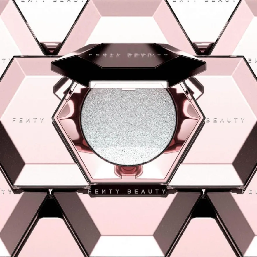 Fenty Beauty Diamond Bomb All Over Diamond Veil hohdepuuteri 8 g