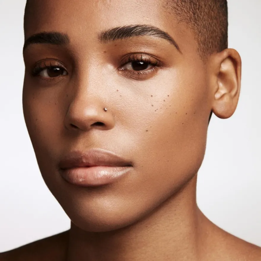 Fenty Beauty Eaze Drop Blur + Smooth Tint Stick kasvomeikkipuikko 9 g