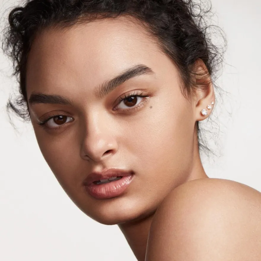 Fenty Beauty Eaze Drop Blur + Smooth Tint Stick kasvomeikkipuikko 9 g