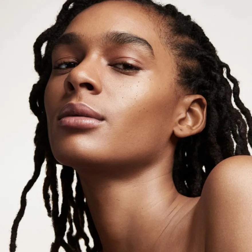 Fenty Beauty Eaze Drop Blur + Smooth Tint Stick kasvomeikkipuikko 9 g