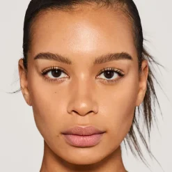 Fenty Beauty Match Stix Matte Contour Skinstick varjostuspuikko 7,1 g
