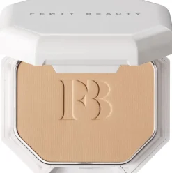 Fenty Beauty Pro Filt'r Soft Matte Powder Foundation meikkipuuteri 9,1 g