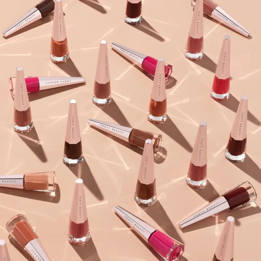 Fenty Beauty Stunna Lip Paint nestemäinen huulipuna 4ml
