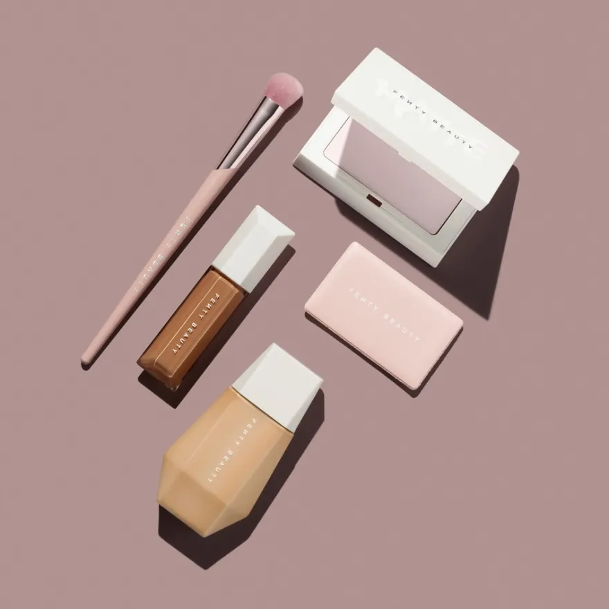 Fenty Beauty We're Even Hydrating Longwear Concealer peitevoide 8 ml