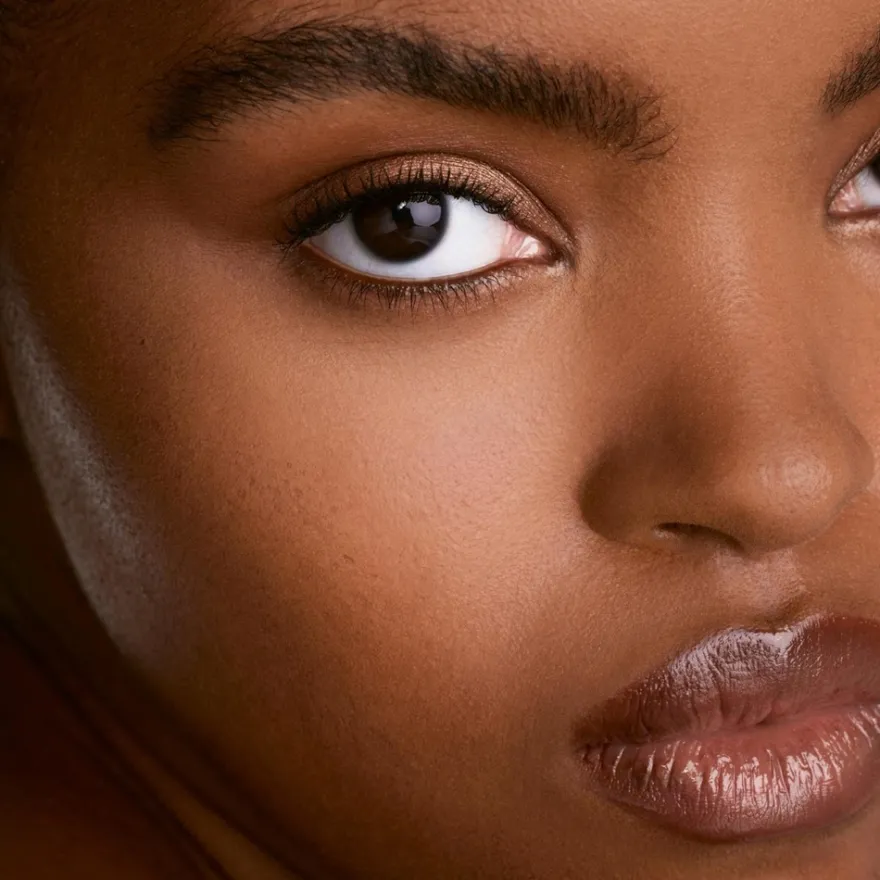 Fenty Beauty We're Even Hydrating Longwear Concealer peitevoide 8 ml