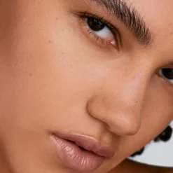 Fenty Beauty We're Even Hydrating Longwear Concealer peitevoide 8 ml