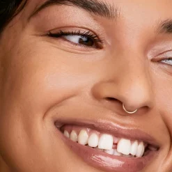 Fenty Beauty We're Even Hydrating Longwear Concealer peitevoide 8 ml