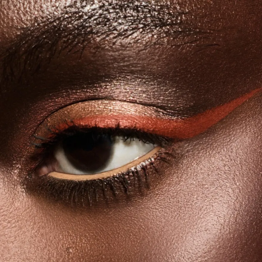 Fine Linez Pencil Eye Liner and Brightener silmänrajauskynä 0.1 gr