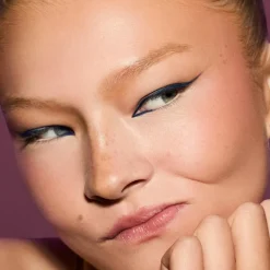 Fine Linez Pencil Eye Liner and Brightener silmänrajauskynä 0.1 gr