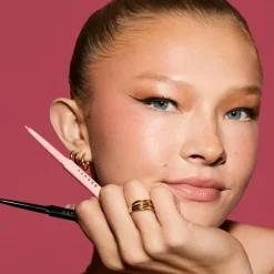 Fine Linez Pencil Eye Liner and Brightener silmänrajauskynä 0.1 gr