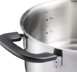 Fiskars Functional Form kattila 3,0 L