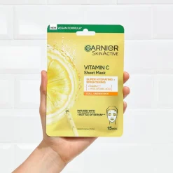 Garnier SkinActive Vitamin C Sheet Mask Super Hydrating + Brightening kosteuttava ja heleyttävä kangasnaamio 28 g