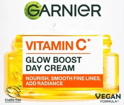 Garnier Vitamin C* Glow Boost Päivävoide samealle iholle 50 ml