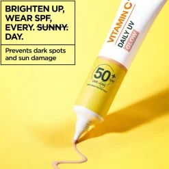 Garnier Vitamin C* Sheer Glow uv-voide SPF50 samealle iholle 40 ml