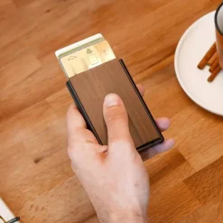 Ögon Slider korttikotelo