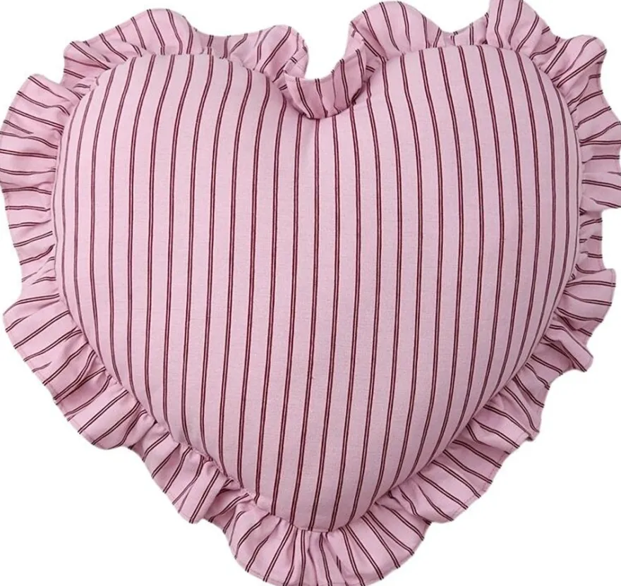 Åhléns Valentine heart sisustustyyny 40x40cm pinkki