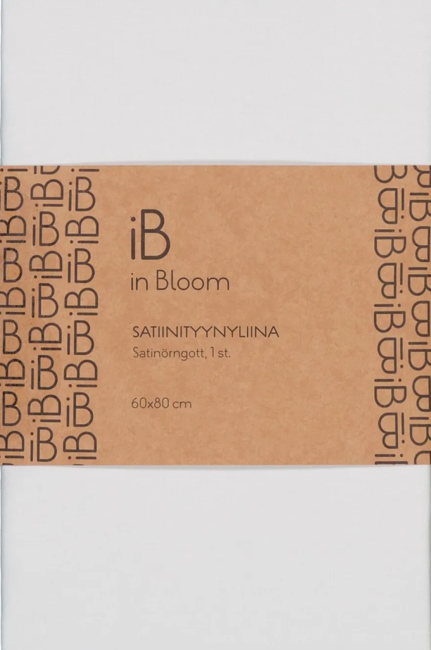 in Bloom satiinityynyliina 60x80cm valkoinen