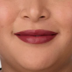 Isadora Perfect Moisture Lipstick huulipuna 151 Precious Rose 4 g