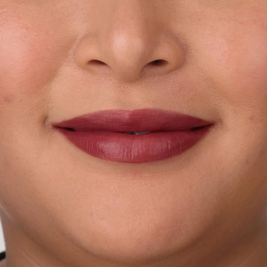 Isadora Perfect Moisture Lipstick huulipuna 151 Precious Rose 4 g