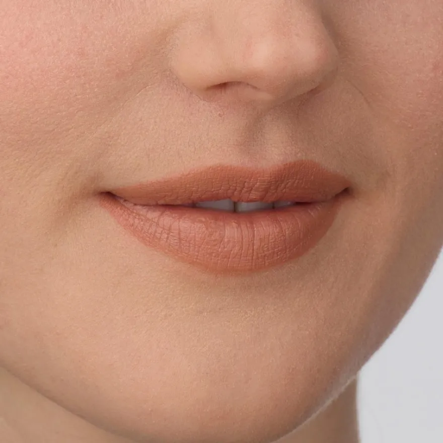 Isadora Perfect Moisture Lipstick huulipuna 151 Precious Rose 4 g