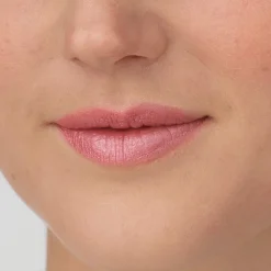 Isadora Perfect Moisture Lipstick huulipuna 151 Precious Rose 4 g