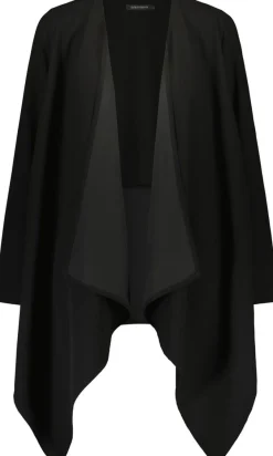 Katri Niskanen Lily jakku