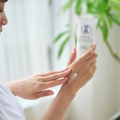 KIKU-MASAMUNE Sake Hand Cream Serum 70g