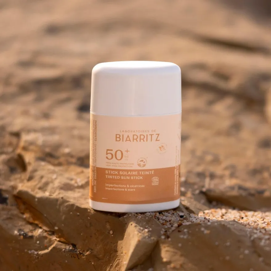 Laboratoires de Biarritz Tinted Suncsreen Stick Sävytetty Aurinkovoidepuikko Spf50+ 12g