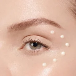 Lancôme Absolue Revitalizing Eye Cream silmänympärysvoide 20 ml