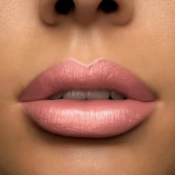 Lancôme L'Absolu Rouge Cream Lipstick huulipuna 3,4g