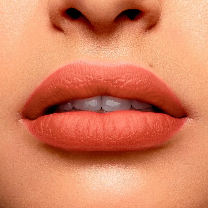 Lancôme L'Absolu Rouge Intimatte huulipuna
