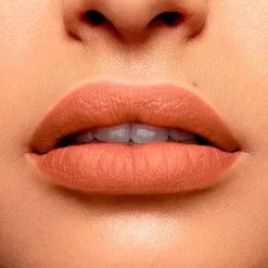 Lancôme L'Absolu Rouge Intimatte huulipuna