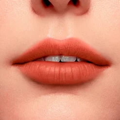 Lancôme L'Absolu Rouge Intimatte huulipuna