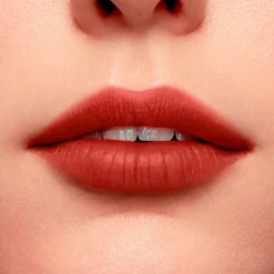 Lancôme L'Absolu Rouge Intimatte huulipuna