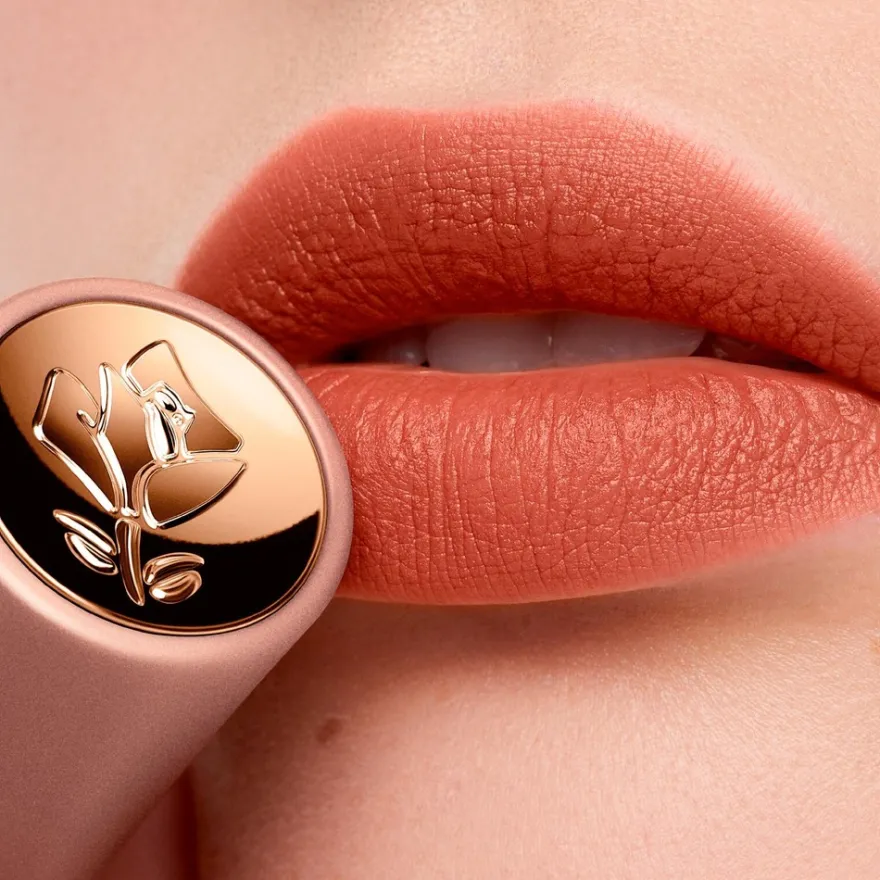 Lancôme L'Absolu Rouge Intimatte huulipuna