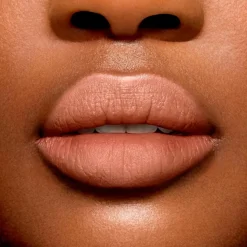 Lancôme L'Absolu Rouge Intimatte huulipuna
