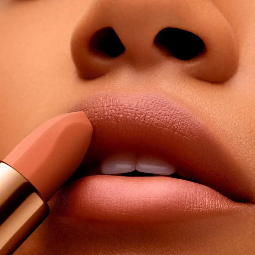 Lancôme L'Absolu Rouge Intimatte huulipuna