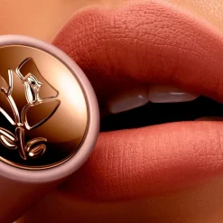 Lancôme L'Absolu Rouge Intimatte huulipuna